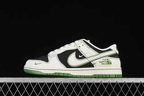 All Categories Nk SB Dunk Series Nk SB Dunk Low High-end Customized Low-top Shoes Nike SB Dunk Low North Face Collaboration Milk White Black Green Anniversary High-end Customized Low-top Casual Shoes SC9207-405